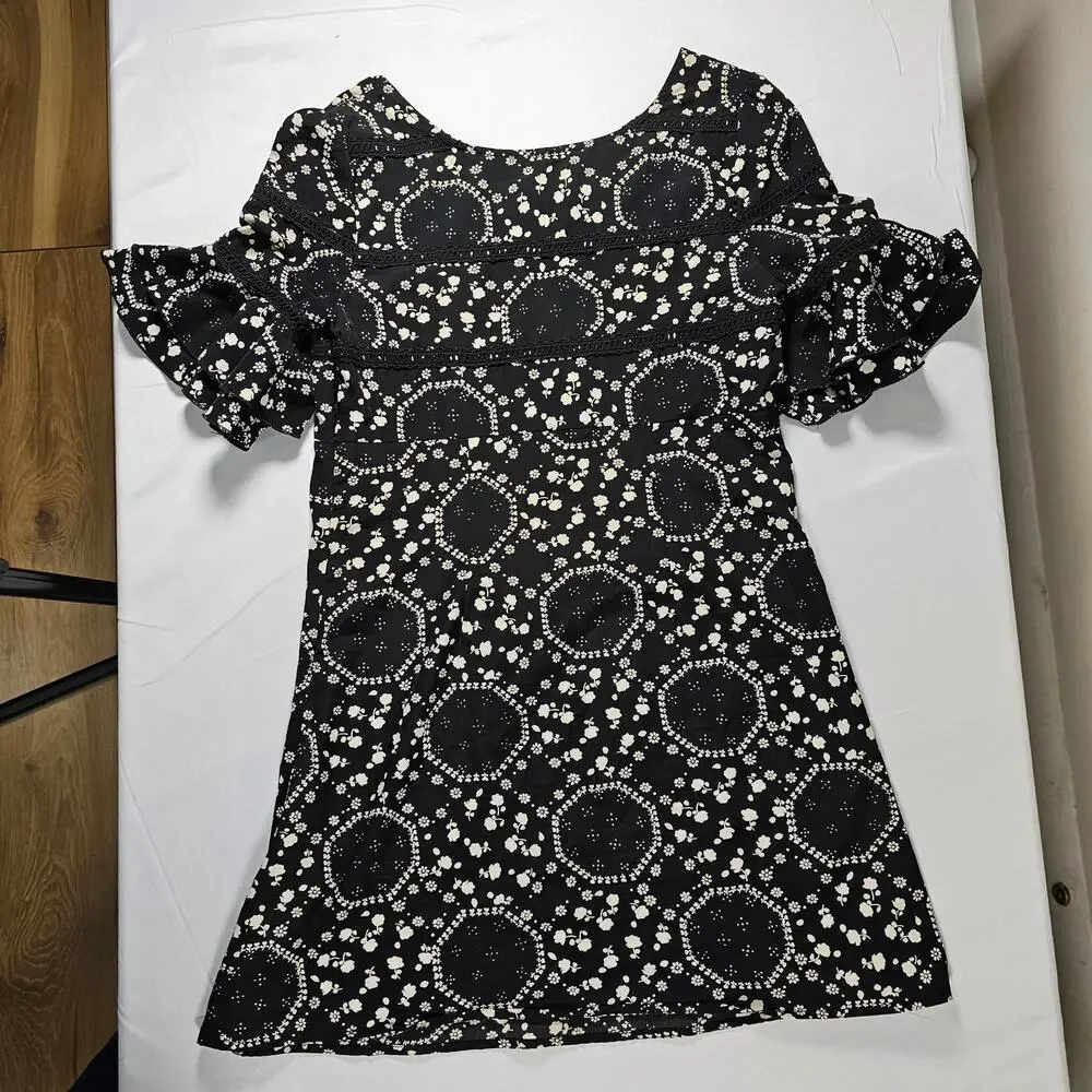 Free People Black Floral Boho Mini Dress‎ Size 4 Ruffle Sleeve Lace Trim